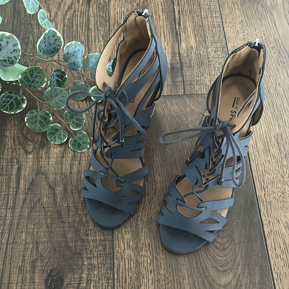 Call it Spring Tavernelle Block Heel Sandals in Blue - Picture 2 of 9